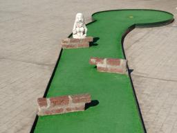 Mini Golf Etiquette for Kids: Teaching Good Sportsmanship