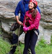 Social inclusive, learning to belay