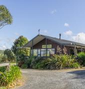 YHA Junohall backpackers Waitomo