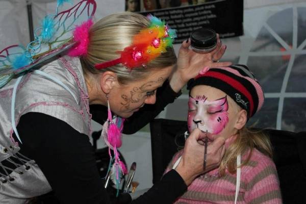 Lollipop Face Painting - Face Painting for Kids - ActiveActivities