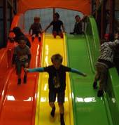 Laughalots Playland and Cafe Alicetown (5010) Play Centres 4_small