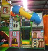 Laughalots Playland and Cafe Alicetown (5010) Play Centres 5_small